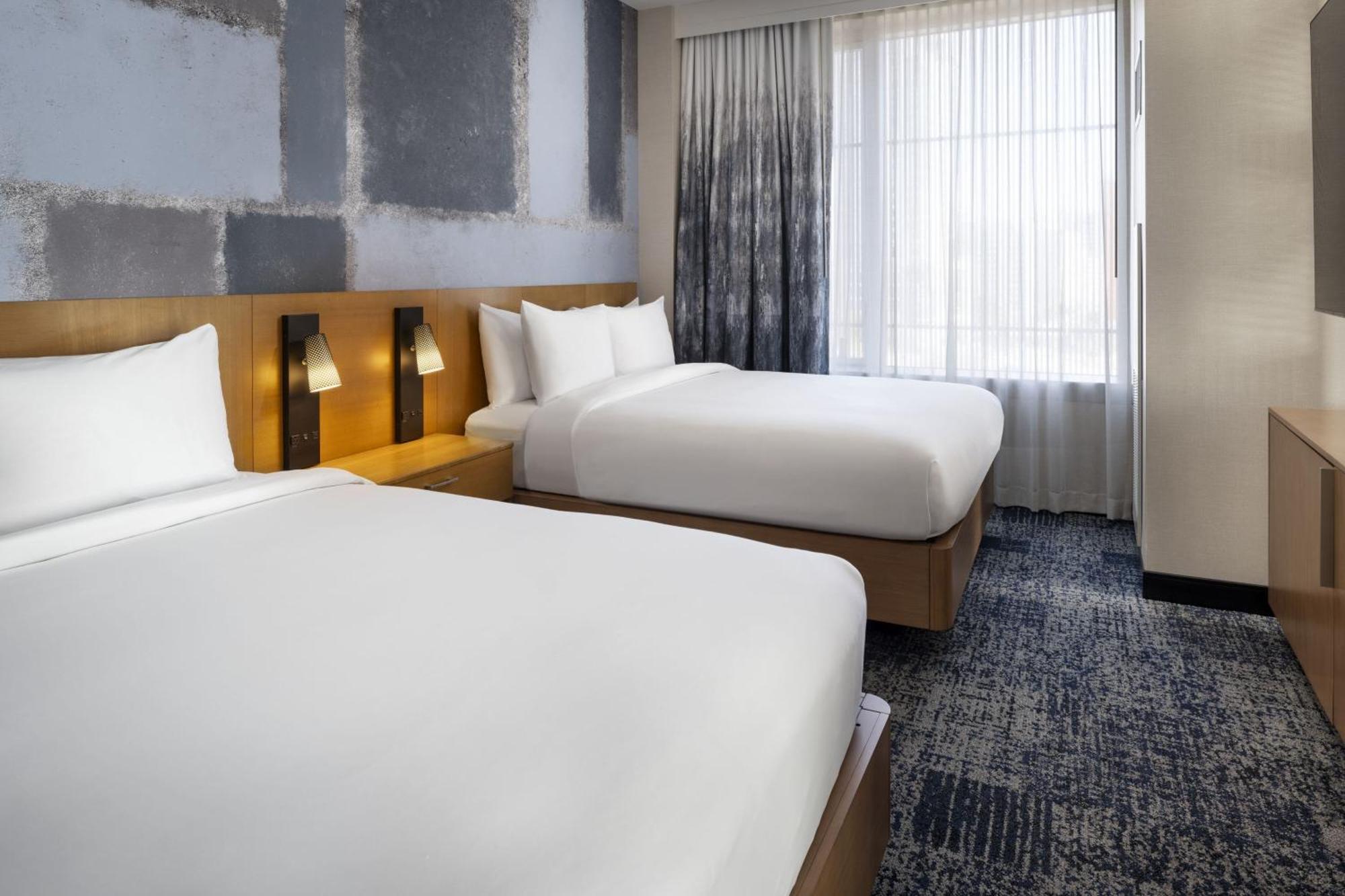 COURTYARD BY MARRIOTT LOS ANGELES L.A. LIVE HOTEL